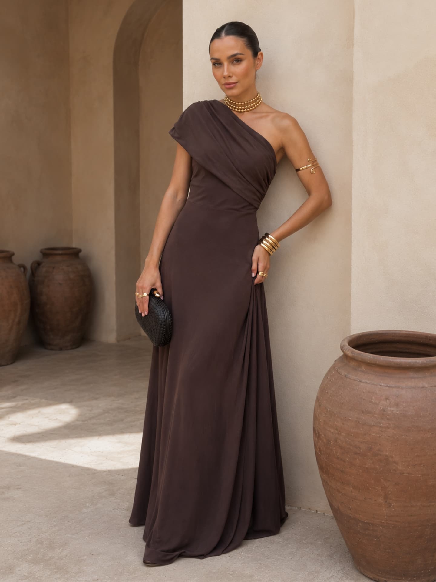 Vestido Toledo asimétrico en color marrón